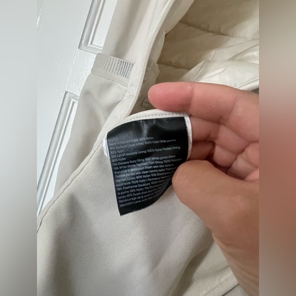 Lululemon down for it all vest - Picture 5 of 9